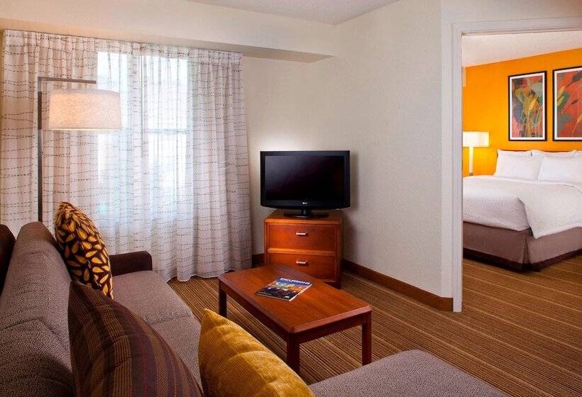 스위트, Sonesta Es Suites Birmingham Homewood