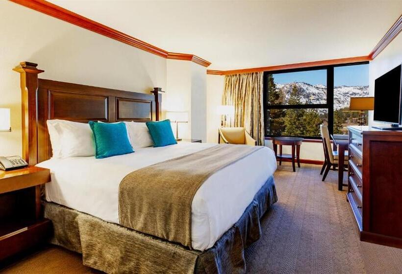 اتاق دلوکس با تخت کینگ و چشم‌انداز, The Everline Resort & Spa Lake Tahoe
