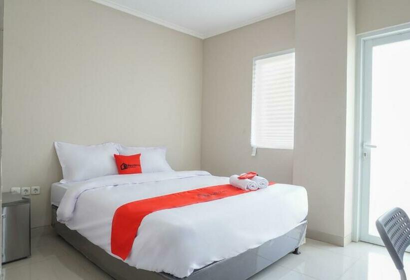 标准间, Residences By Reddoorz Near Mt Haryono