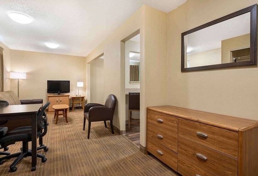 Студия Deluxe, Extended Stay America Suites  Indianapolis  Northwest  College Park