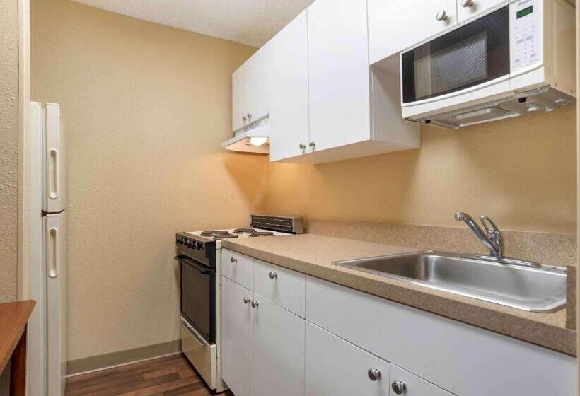 Студия Стандарт, Extended Stay America Suites  Jackson  Ridgeland