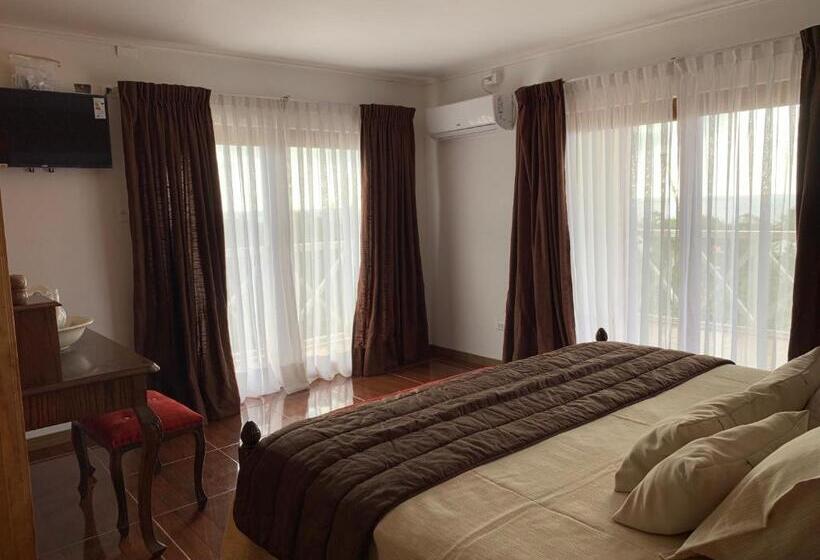 اتاق استاندارد با تخت بزرگ, Teanehi Bed & Breakfast