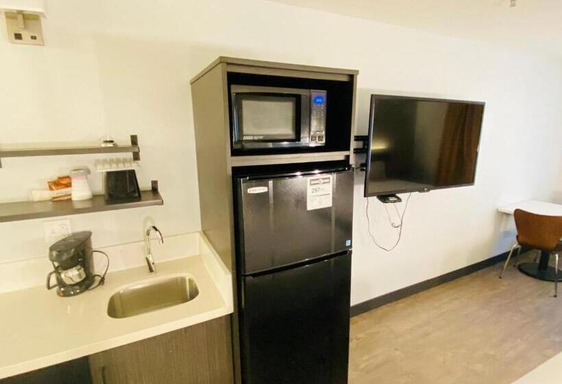 Номер Deluxe Кровать Кинг, Pinetop Studio Suites