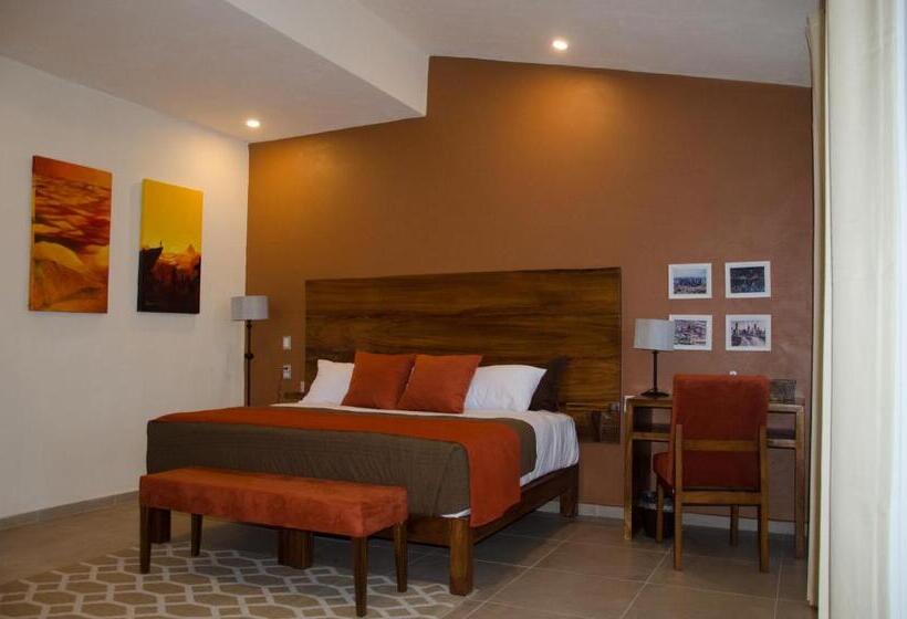 디럭스 스위트, Texas Inn
