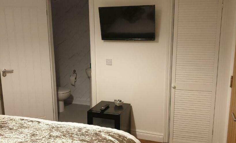 Номер Стандарт, Bell Inn