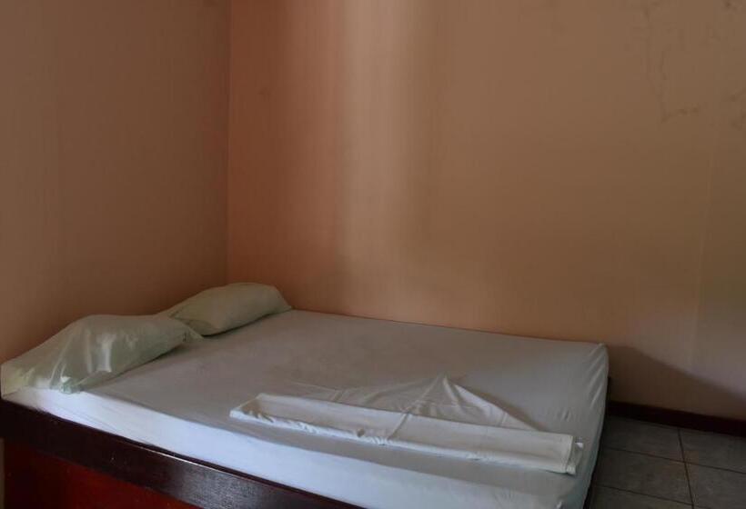 Номер Стандарт Совместная Ванная, Costa Linda Art Hostel