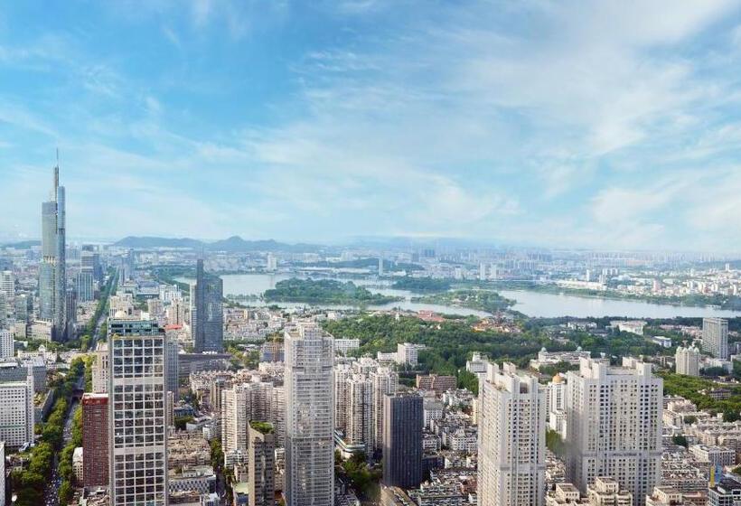 Номер Клуб Кровать Кинг, The Ritzcarlton, Nanjing