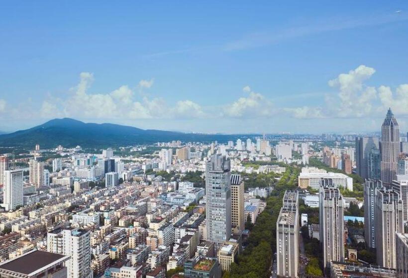 Номер Deluxe Кровать Кинг, The Ritzcarlton, Nanjing