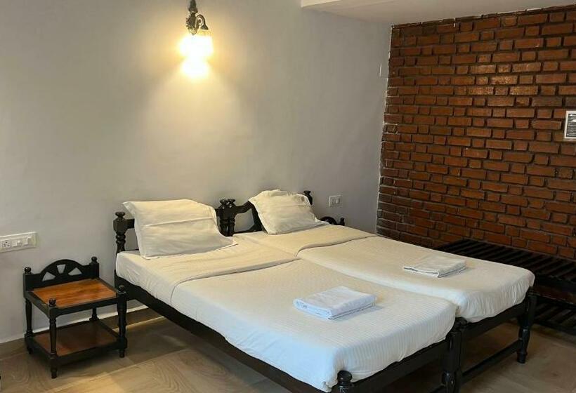 اتاق استاندارد, La Petite Guest House