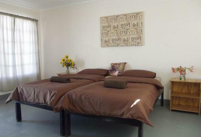 غرفة قياسية, Stop 'n Stay Otavi Rest Camp