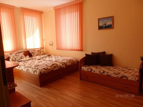 Номер Стандарт с Балконом, Guest House Napoli