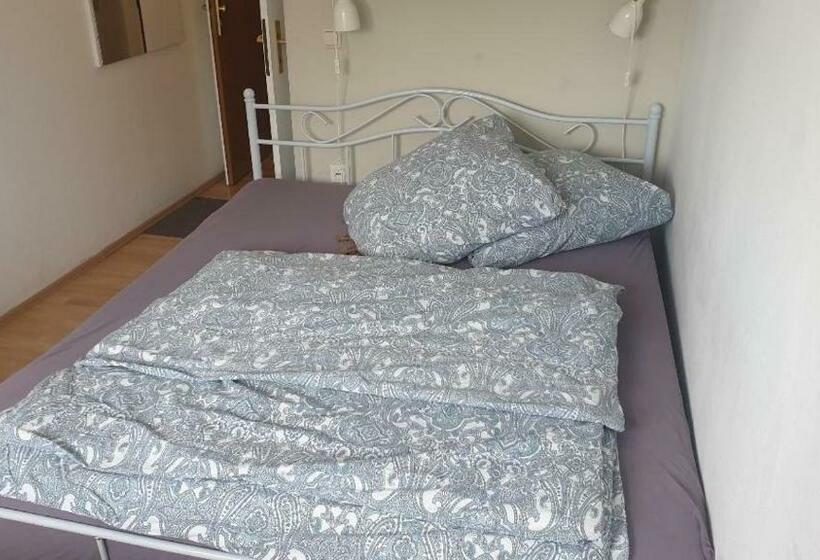基本间, Rooming24, Kleine Pension