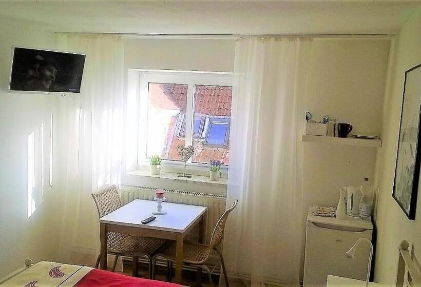 带大床的标准间, Rooming24, Kleine Pension