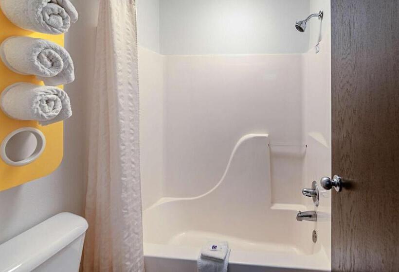 Номер Стандарт, Motel 6lebanon, In