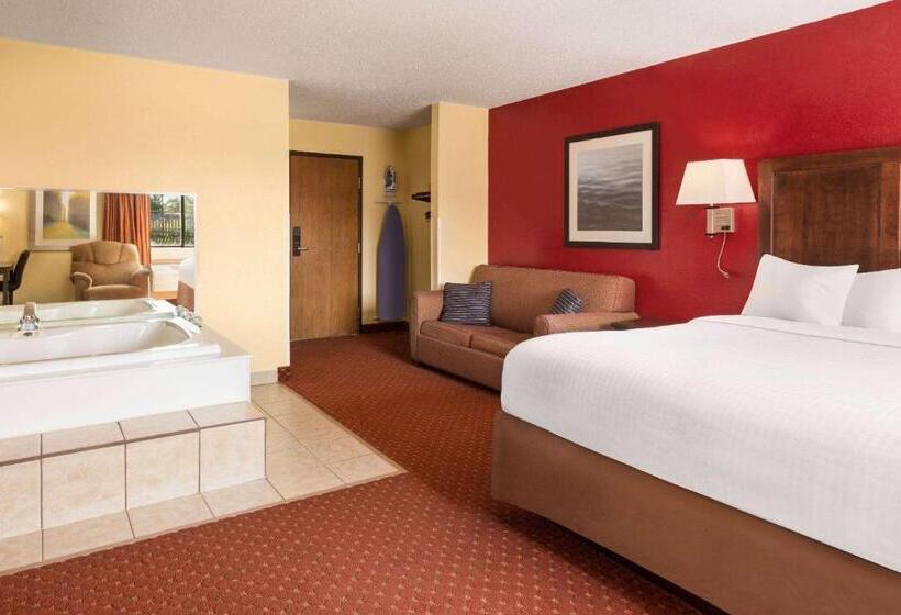 Люкс Deluxe Кровать Кинг, Baymont By Wyndham Cedar Rapids