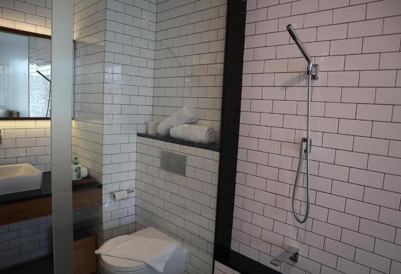 סוויטה אקזקיוטיב, Nagomi Suites &