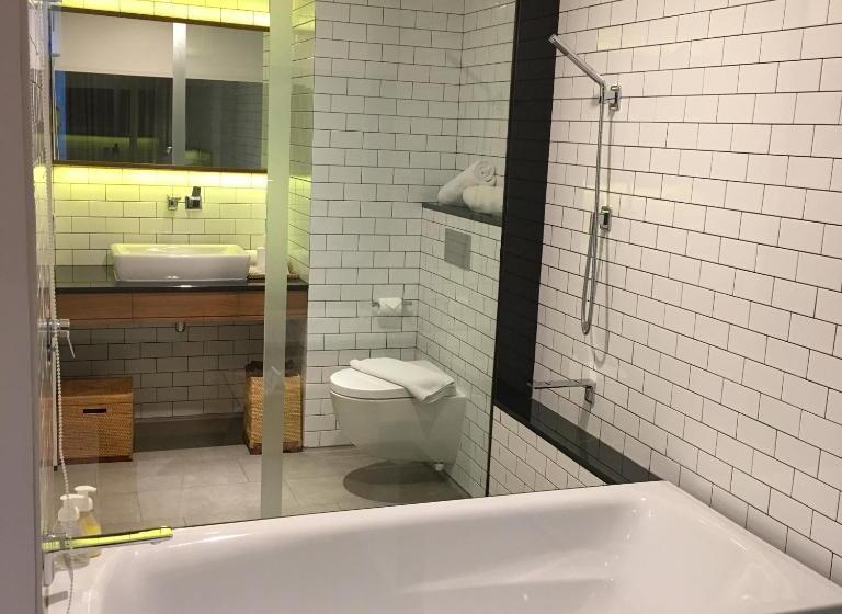 סוויטה משפחתית, Nagomi Suites &