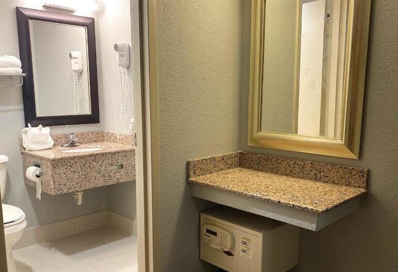 Camera Standard, Travelodge By Wyndham Bloomington