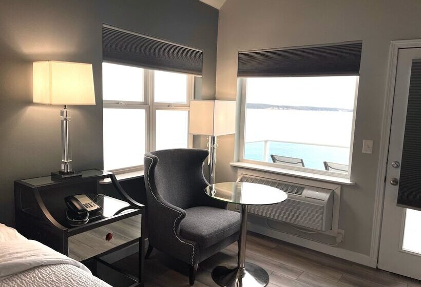Номер Премиум, Tides Inn & Suites