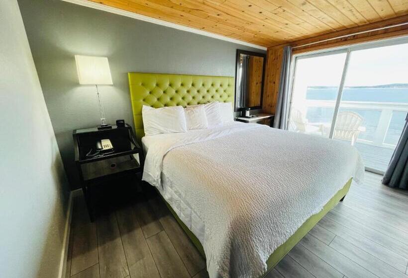 Стандартный Номер Кровать Кинг, Tides Inn & Suites