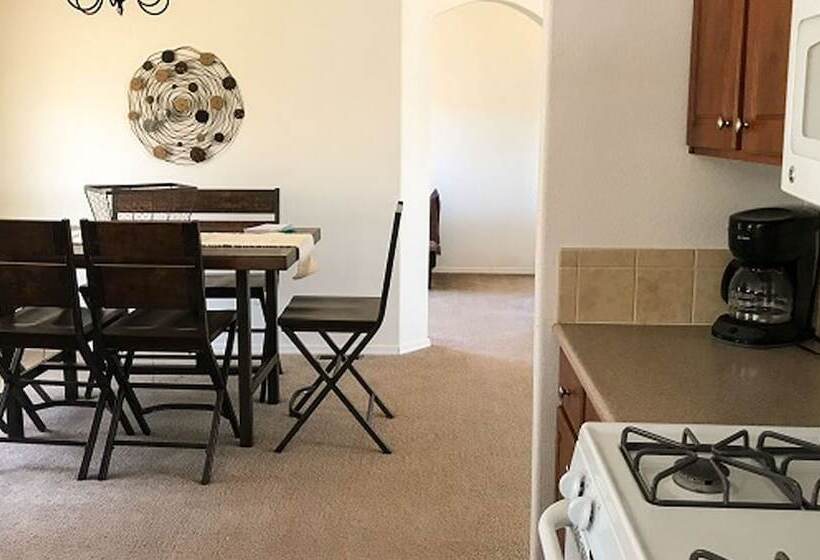 Дом 4 Спальни, Ticaboo Lodge