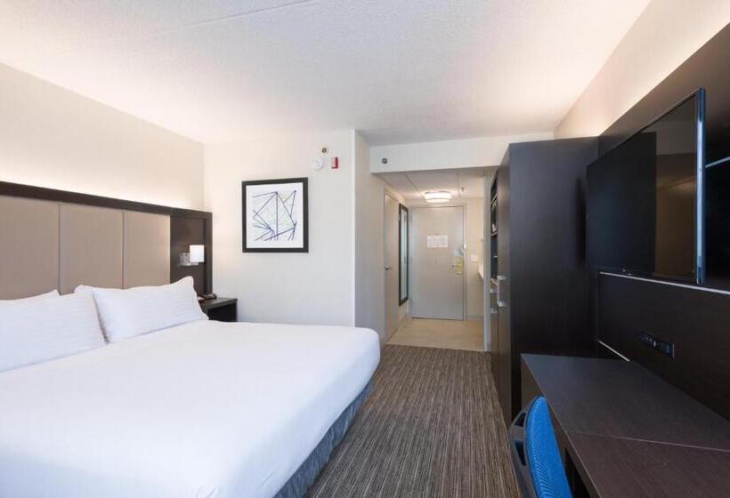 장애인용 디럭스룸, Holiday Inn Express Ramsey Mahwah, An Ihg
