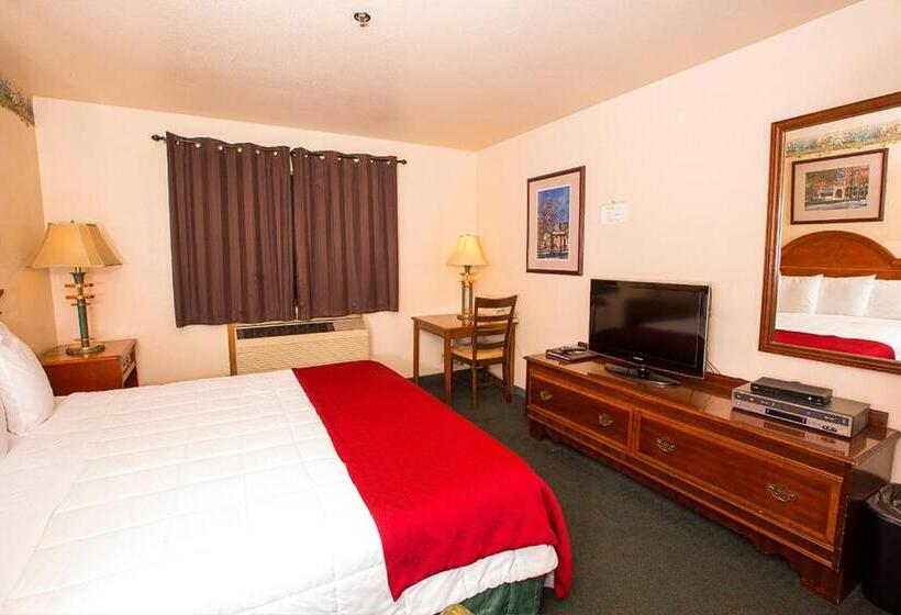 Стандартный Номер Кровать Кинг, Village Inn & Suites Marysville