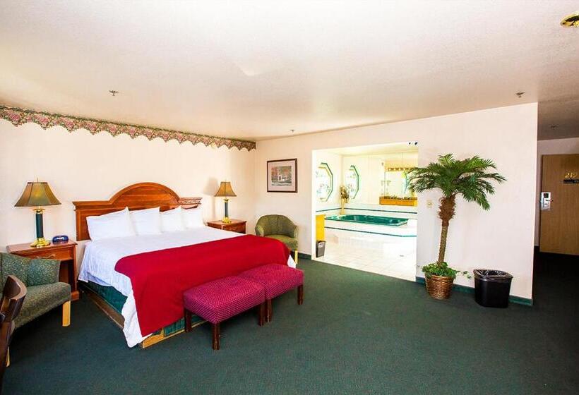 Люкс Кровать Кинг, Village Inn & Suites Marysville