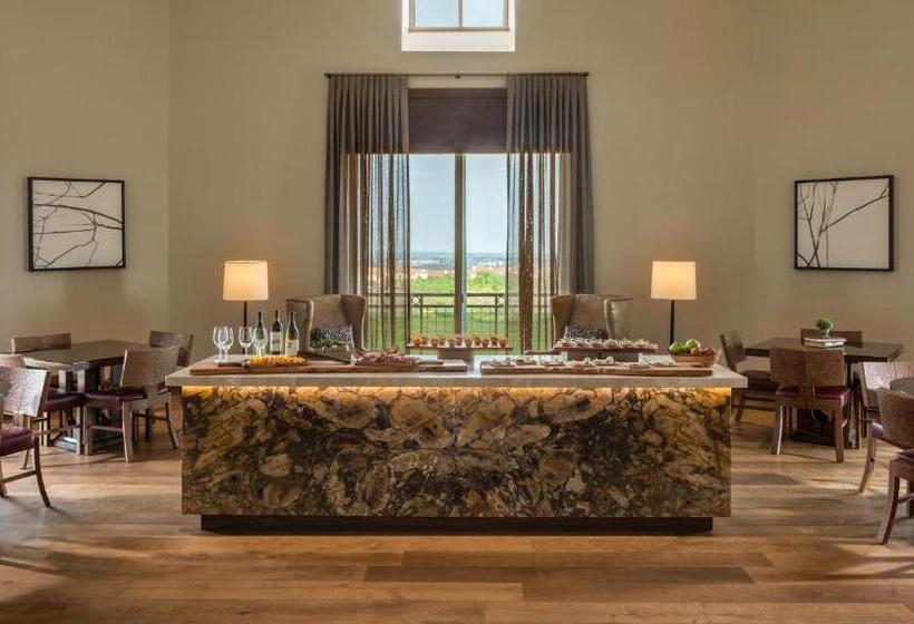 חדר סטנדרט לשלושה, La Cantera Resort & Spa