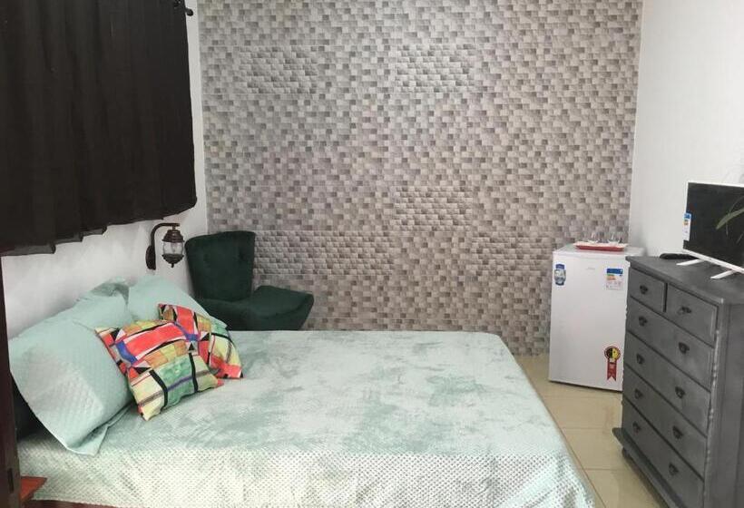 اتاق استاندارد با چشم‌انداز استخر, Pousada Beirute