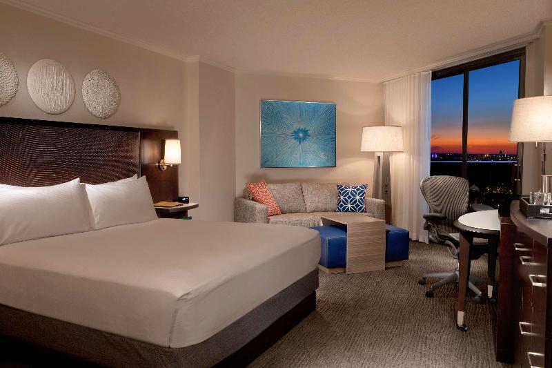 Номер Стандартный с Видом, Hilton Orlando Buena Vista Palace   Disney Springs® Area