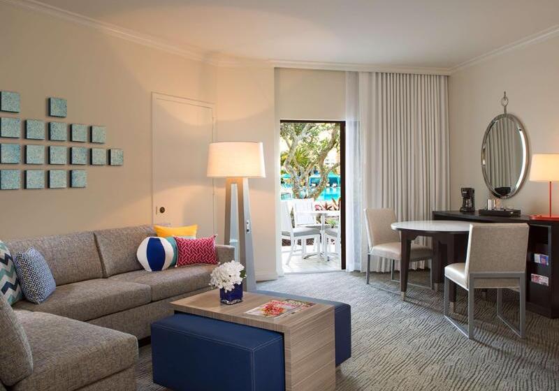 Люкс Вид на Бассейн, Hilton Orlando Buena Vista Palace   Disney Springs® Area