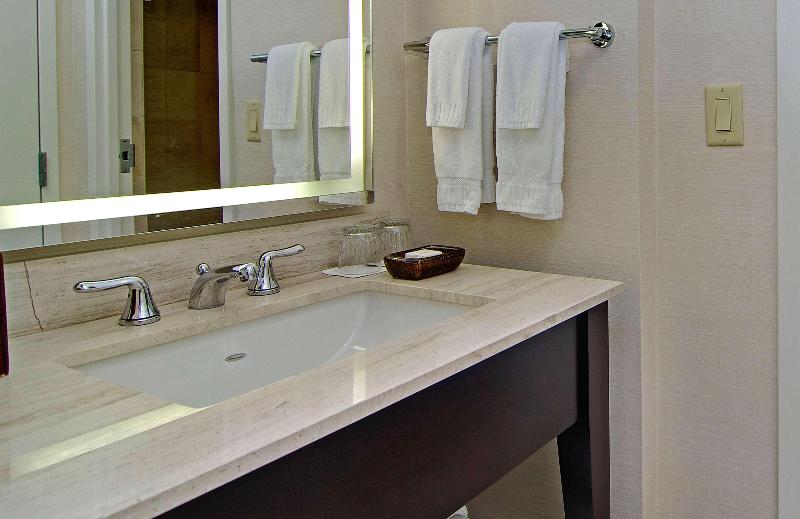 Люкс Кровать Кинг, Hilton Orlando Buena Vista Palace   Disney Springs® Area