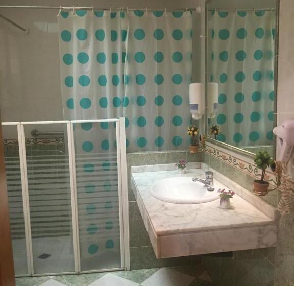 Habitación Estándar, Hostal Costa Azul