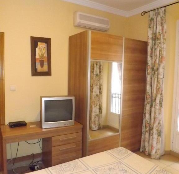Habitación Estándar, Hostal Costa Azul