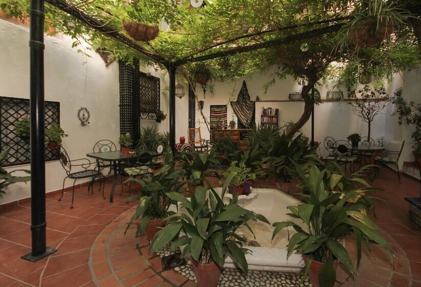 Habitación Familiar, Hostal Costa Azul