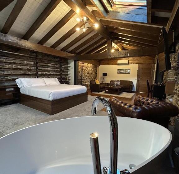 Номер Deluxe, Mas Farner   Adults Only