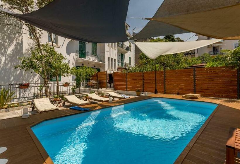 Номер Superior Кровать Кинг, Evala Luxury Rooms With Pool And Garden