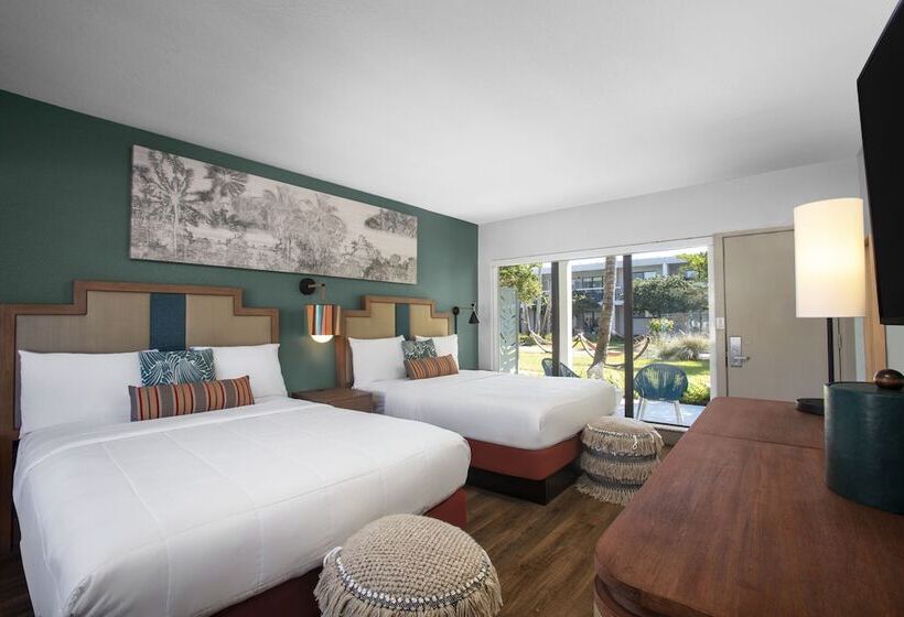 스탠다드 룸 더블 침대 2개, The Beachcomber St. Pete Beach Resort &