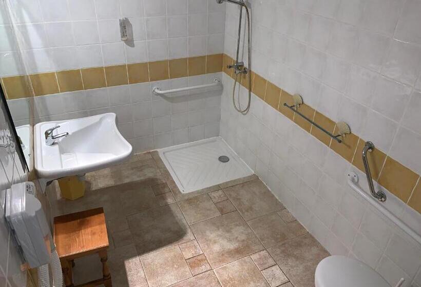 Апартаменты 3 Спальни, Apart Hôtel Les 4 Sources