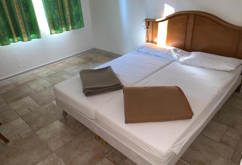 Апартаменты 3 Спальни, Apart Hôtel Les 4 Sources
