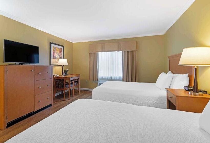 Номер Стандарт 2 Двуспальные Кровати, Best Western Plus Windjammer Inn & Conference Center