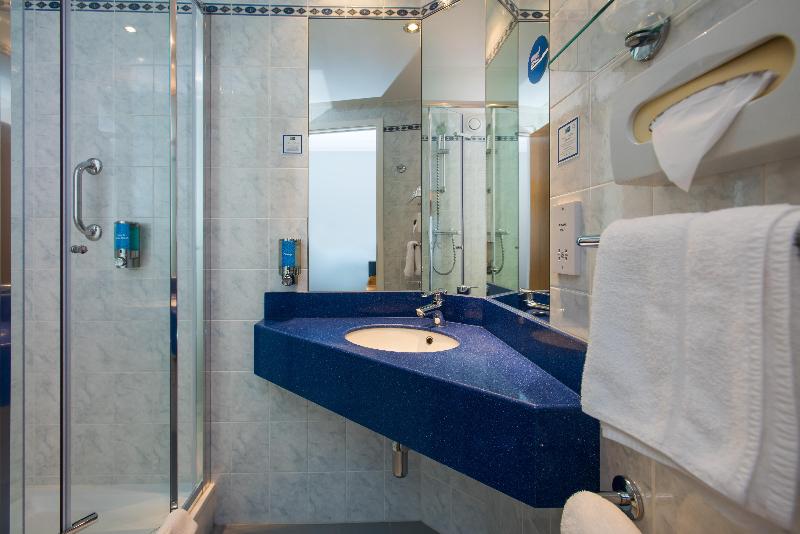 חדר סטנדרט, Holiday Inn Express   Glasgow   City Ctr Riverside, An Ihg