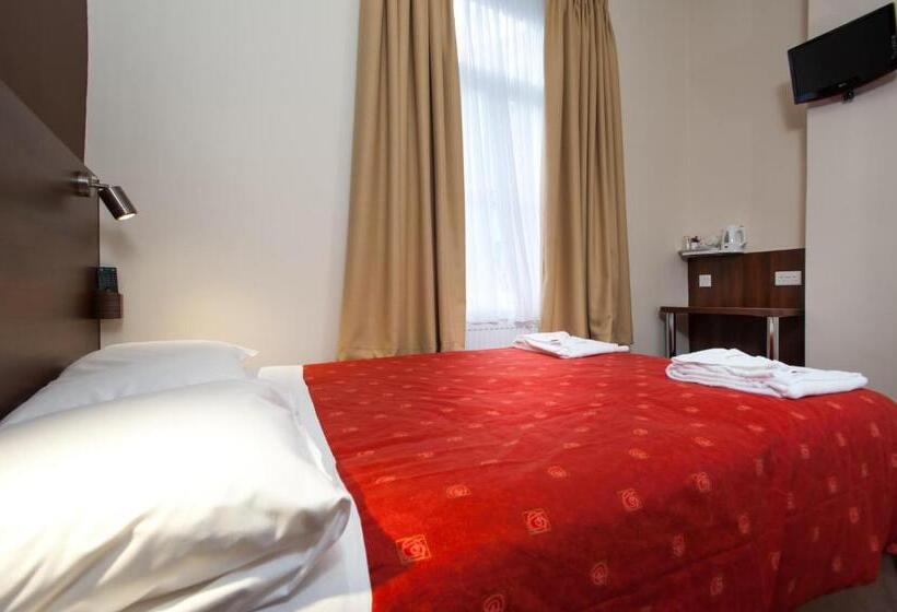 标准间, Marble Arch Inn