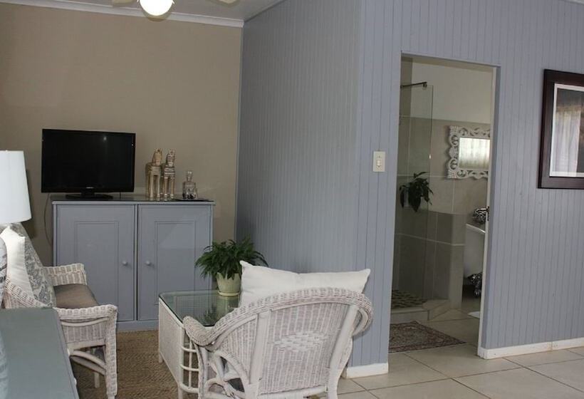 Номер Стандарт, The Sabie Town House Guest Lodge