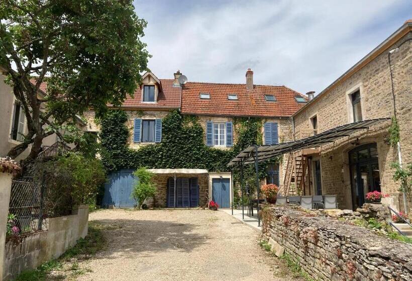 Дом 3 Спальни, Clos De Belle Roche