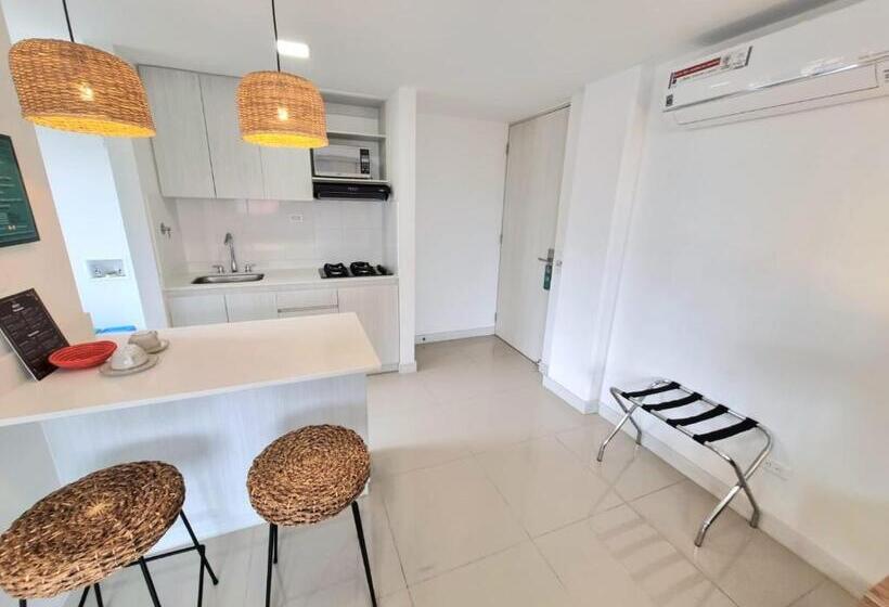 Люкс Deluxe Кровать Кинг, Origen Local Suites