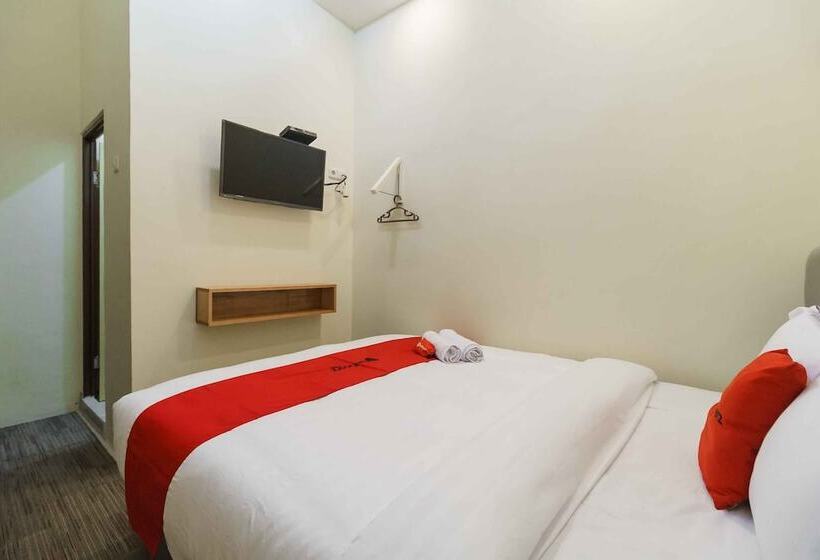 Номер Стандарт, Reddoorz Syariah Near Lubang Jepang Bukittinggi