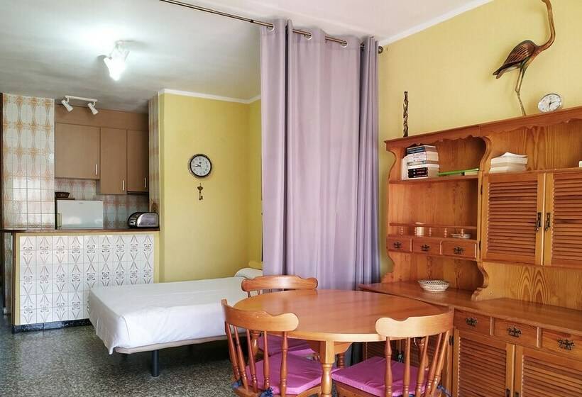 Standart Stüdyo, Apartamentos Voramar 3000