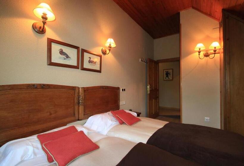 Номер Стандарт Трехместный, Aparthotel El Reyno